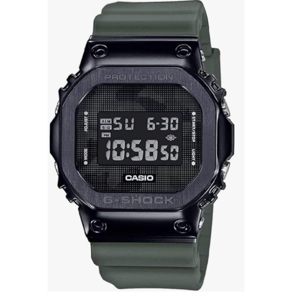 Casio Orologio Digitale al Quarzo Uomo con Cinturino in Plastica GM-5600B-3ER